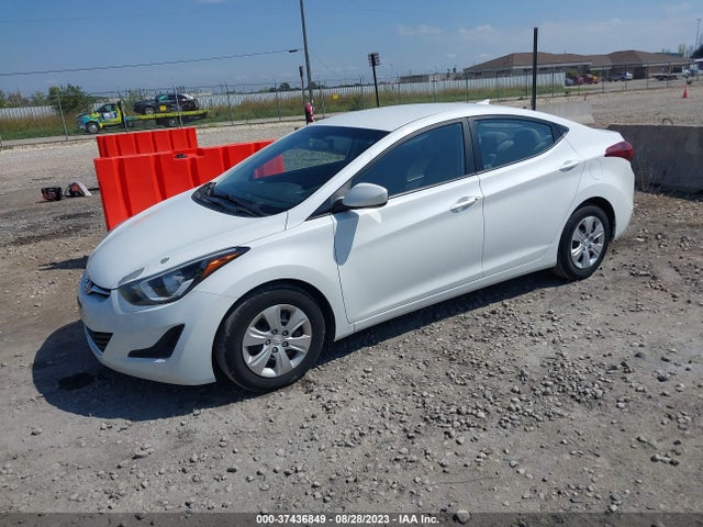 Hyundai ELANTRA SE 2016 5NPDH4AE7GH725698 Image 2