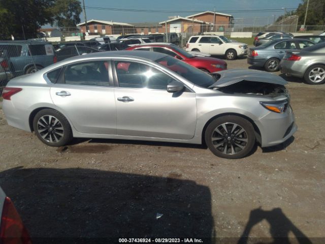1N4AL3APXJC264678 Nissan Altima 2.5 Sl