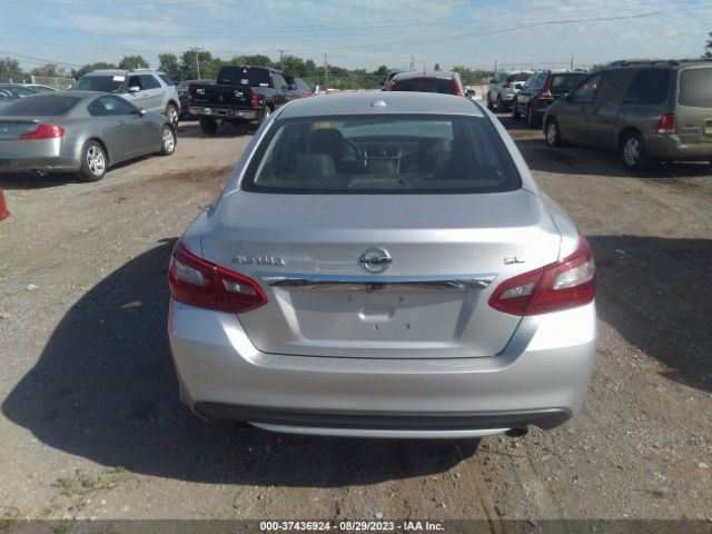 1N4AL3APXJC264678 Nissan Altima 2.5 Sl