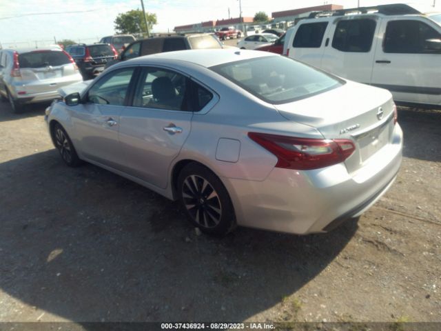 1N4AL3APXJC264678 Nissan Altima 2.5 Sl