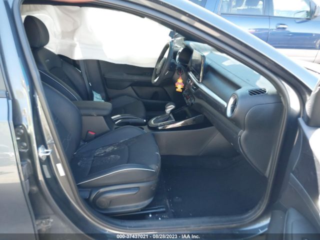 3KPF54ADXNE477716 KIA Forte Gt-line