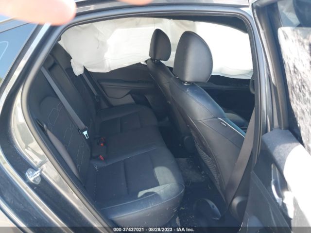 3KPF54ADXNE477716 KIA Forte Gt-line