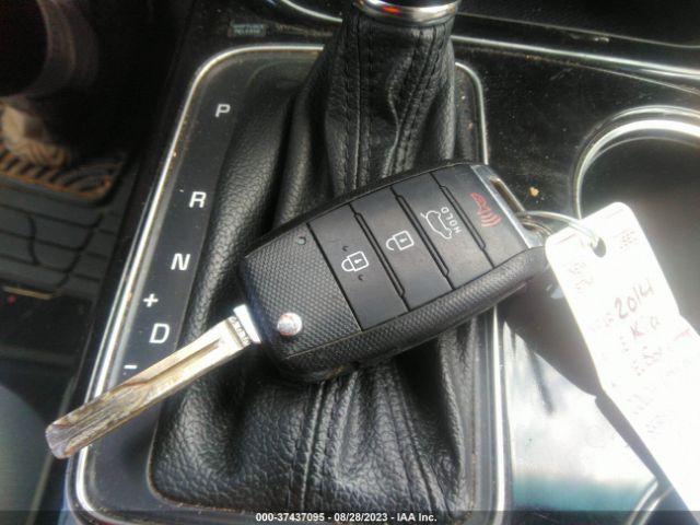 5XYKT3A64EG506260 KIA SORENTO LX