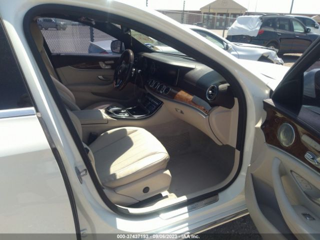 WDDZF4JBXHA175140 Mercedes-Benz E-class E 300