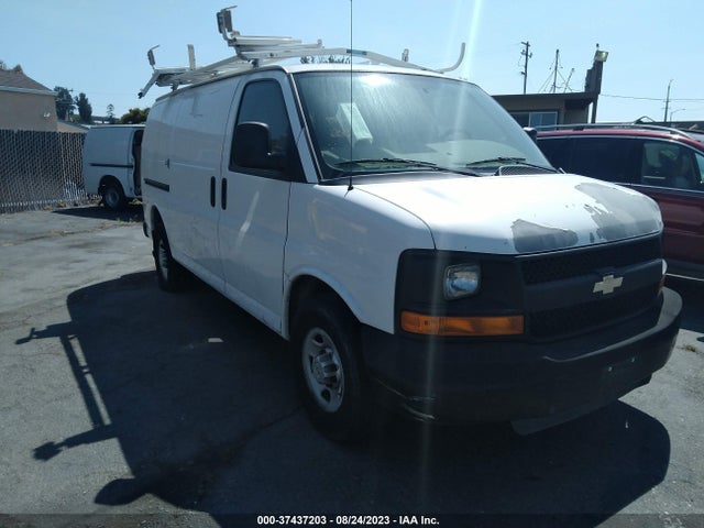 Chevrolet EXPRESS CARGO VAN 2019 1GCWGBFP8K1266241 Image 1