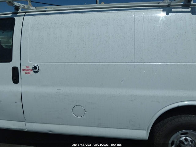 Chevrolet EXPRESS CARGO VAN 2019 1GCWGBFP8K1266241 Image 14