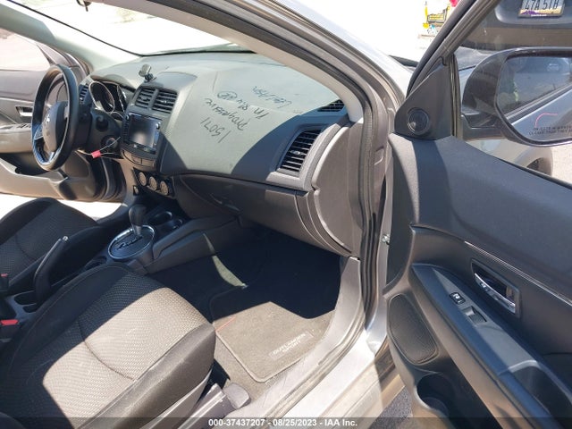 JA4AP3AUXGZ032408 Mitsubishi Outlander Sport 2.0 Es