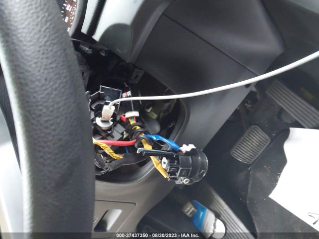 KNDPMCAC3L7715069 KIA Sportage Lx