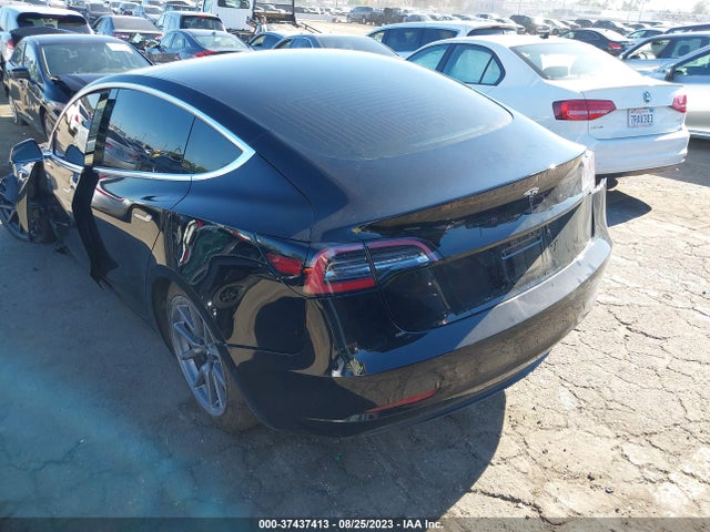 2019 Tesla 3, VIN: 5YJ3E1EA5KF426745
