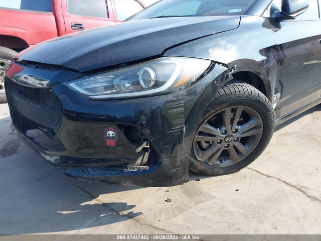 2018 HYUNDAI ELANTRA SEL VIN: 5NPD84LF4JH227049