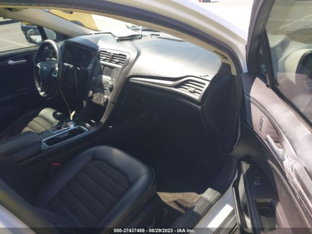 3FA6P0LU5JR103278 Ford Fusion Hybrid Se