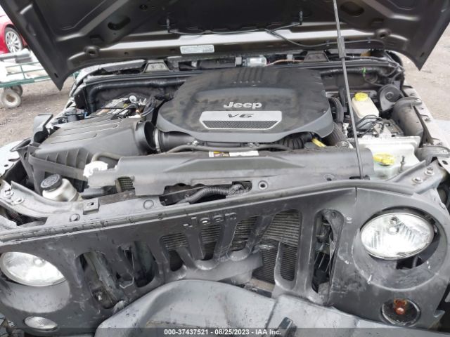 1C4BJWDG0EL258492 Jeep Wrangler Unlimited Sport