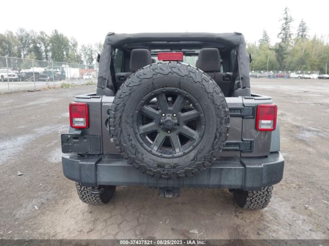 1C4BJWDG0EL258492 Jeep Wrangler Unlimited Sport