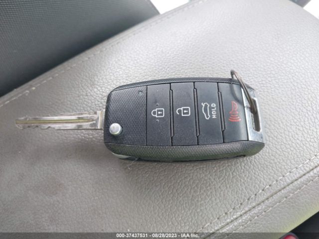 KNAFX4A85F5261201 KIA FORTE EX