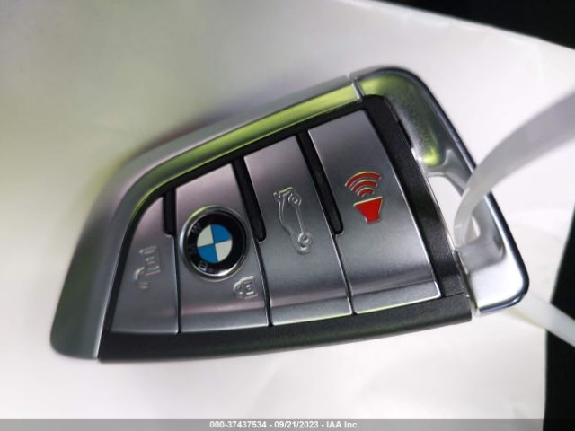 WBAJE5C54JWA92819 BMW 5 Series 540i