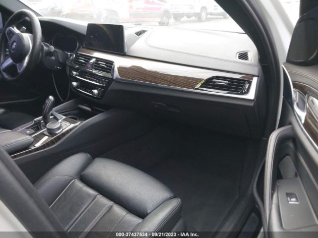 WBAJE5C54JWA92819 BMW 5 Series 540i