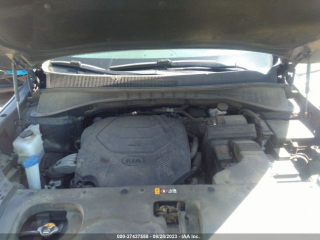 5XYPGDA51KG492692 KIA Sorento Lx V6