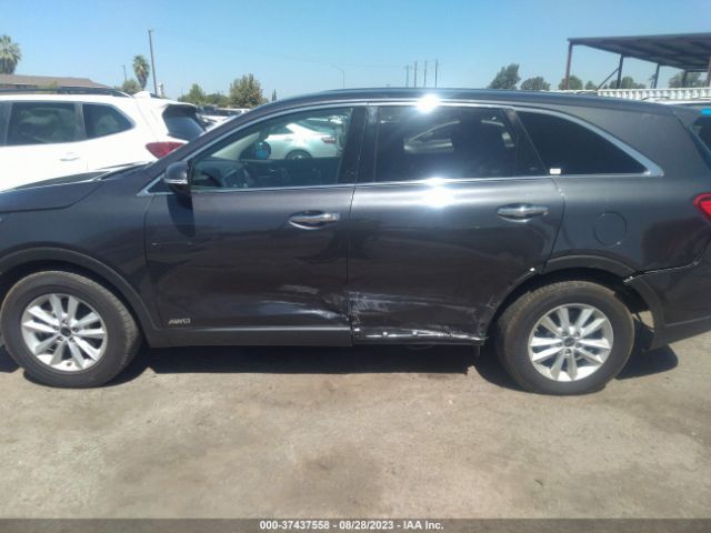 5XYPGDA51KG492692 KIA Sorento Lx V6