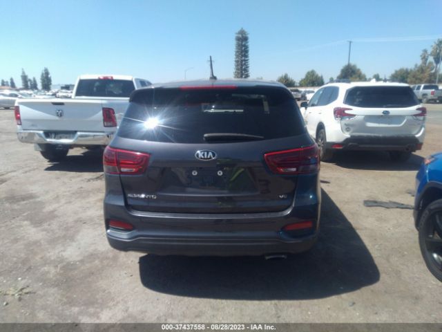 5XYPGDA51KG492692 KIA Sorento Lx V6