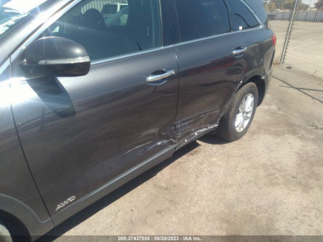 5XYPGDA51KG492692 KIA Sorento Lx V6