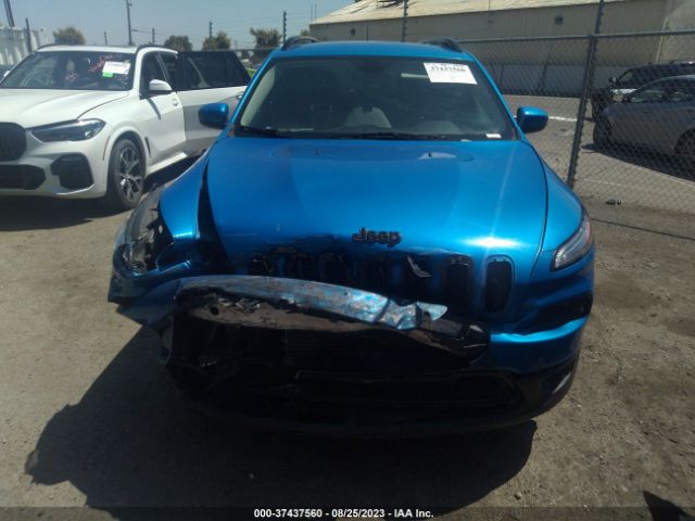 1C4PJLCBXJD595721 Jeep Cherokee Latitude