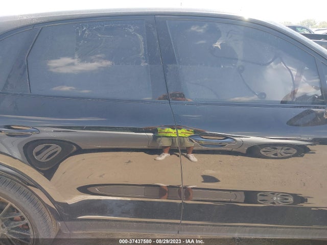 WP1AA2AY6LDA02834 Porsche Cayenne
