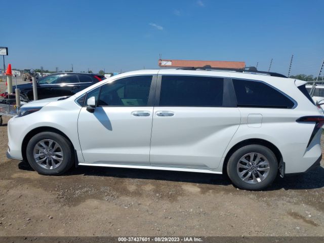 5TDYRKEC1PS147748 Toyota SIENNA XLE