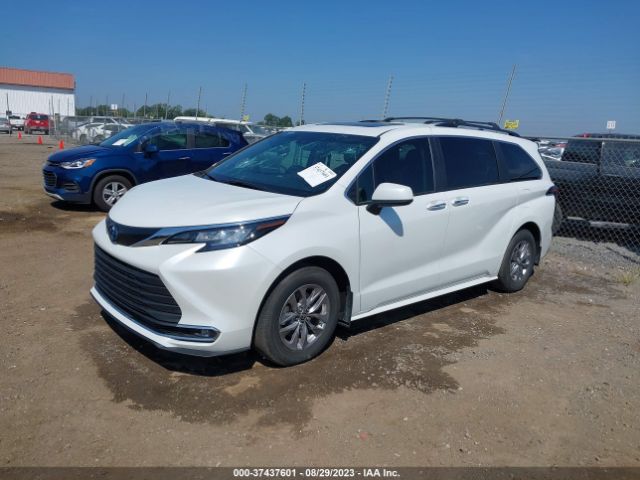 5TDYRKEC1PS147748 Toyota SIENNA XLE