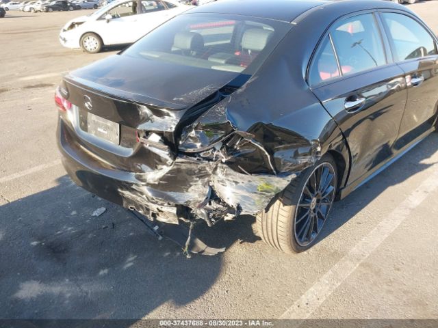 W1K3G4EB1LJ208807 Mercedes-Benz A-class A 220
