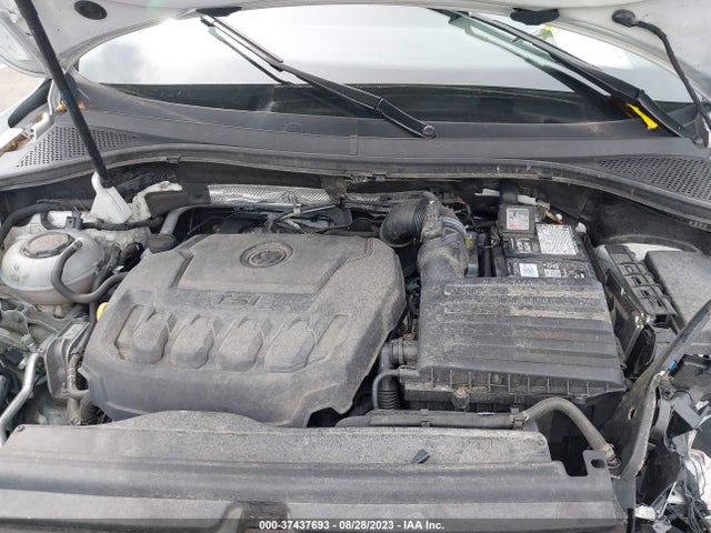 3VV2B7AX4JM041111 Volkswagen Tiguan Sel/se
