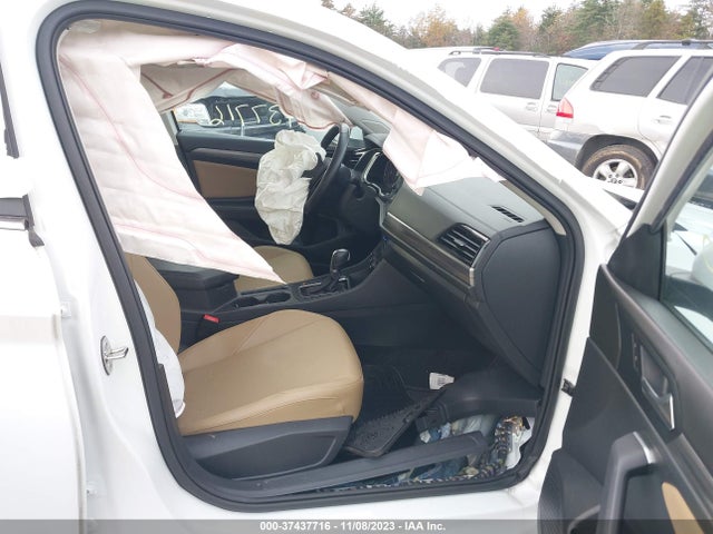3VWE57BU4KM086460 Volkswagen JETTA SEL