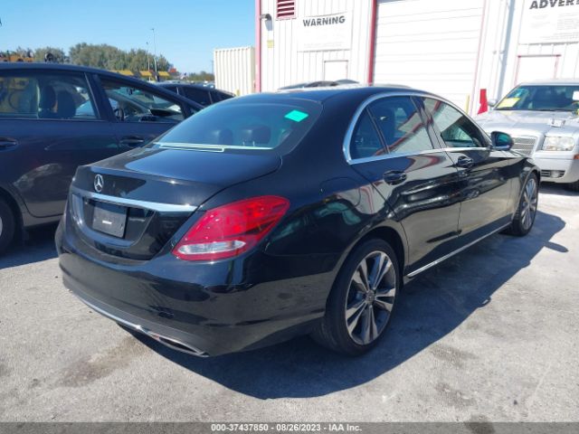 55SWF4JB8HU218456 Mercedes-Benz C-class C 300