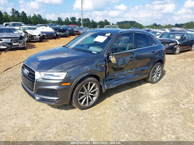WA1JCCFS6JR031878 Audi Q3 Premium Plus