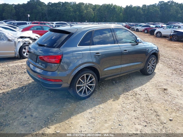 WA1JCCFS6JR031878 Audi Q3 Premium Plus