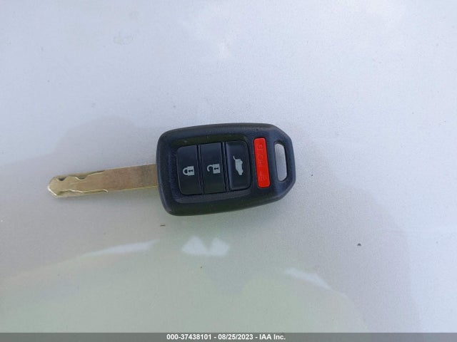 Honda CR-V LX 2019 2HKRW6H3XKH215740 Image 11