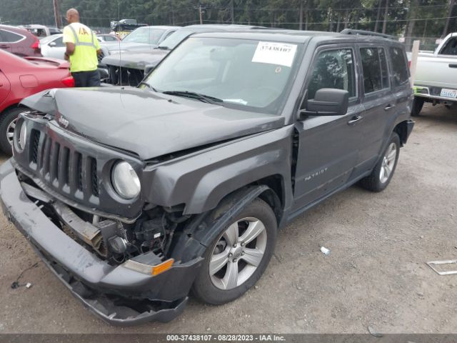 1C4NJRBB6FD425939 Jeep Patriot Sport