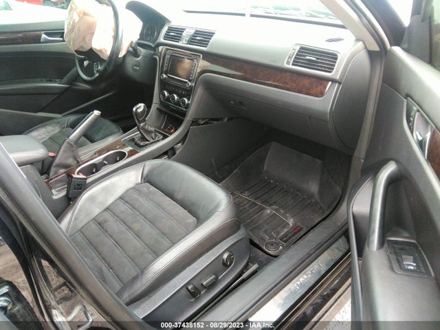 1VWCN7A34EC032419 Volkswagen Passat Tdi Sel Premium