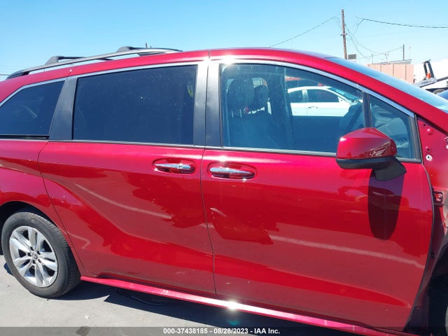 Toyota SIENNA XLE 2022 5TDJRKEC0NS099710 Image 6