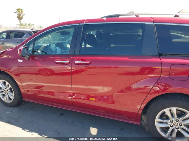 Toyota SIENNA XLE 2022 5TDJRKEC0NS099710 Image 7