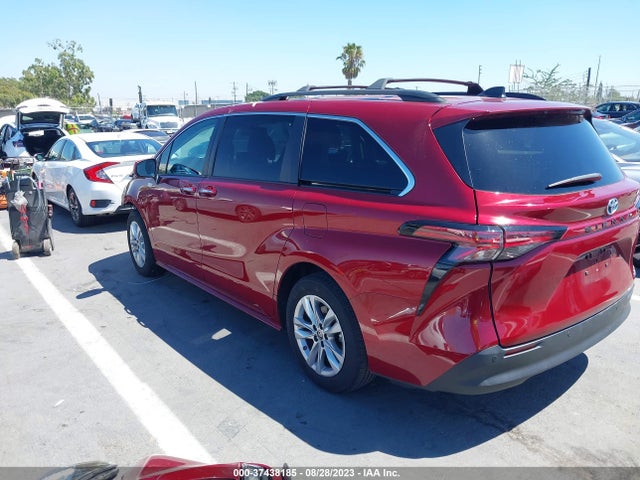 Toyota SIENNA XLE 2022 5TDJRKEC0NS099710 Image 10