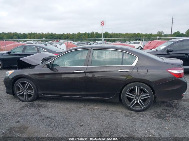 1HGCR2F15HA149994 Honda Accord Sedan Sport Se