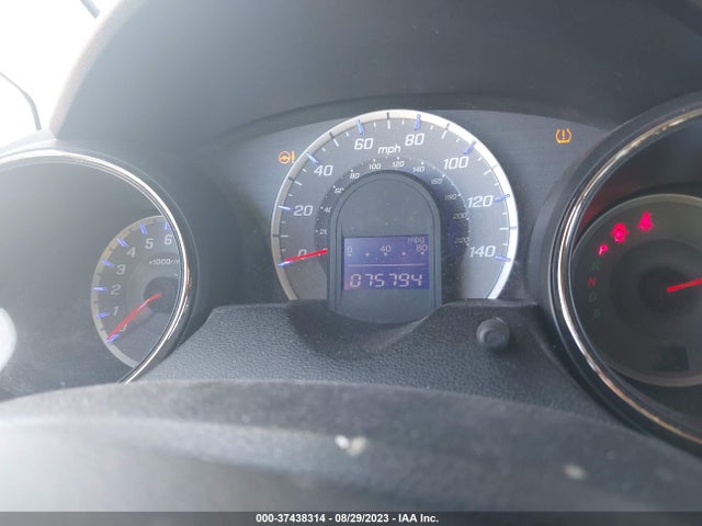 2013 HONDA FIT SPORT VIN: JHMGE8H55DC028068