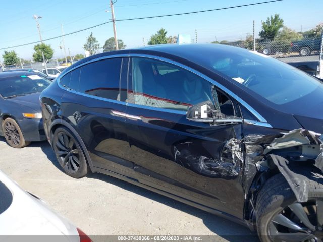 5YJXCBE2XJF102193 Tesla Model X 75d/100d/p100d