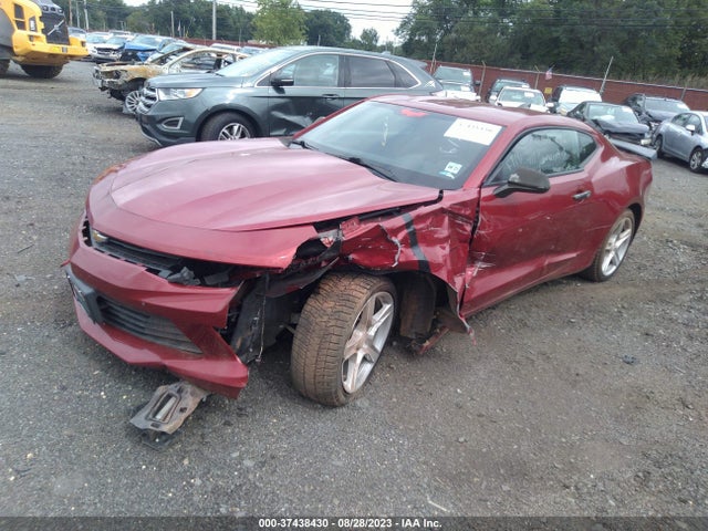 Chevrolet Camaro 1lt 2018 1G1FB1RX4J0186839 Image 2