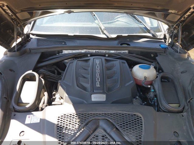 2017 PORSCHE MACAN WP1AB2A5XHLB14861 Photo 9
