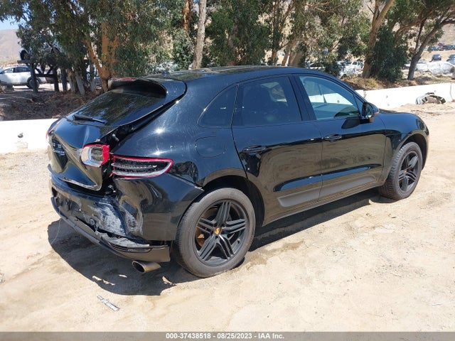 2017 PORSCHE MACAN WP1AB2A5XHLB14861 Photo 3