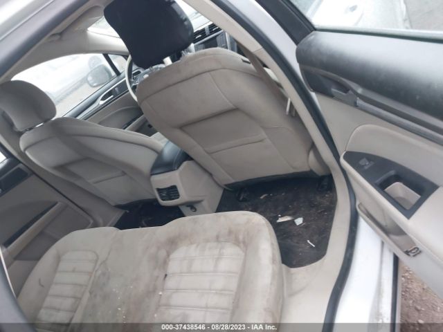 3FA6P0LU3JR173748 Ford Fusion Hybrid Se