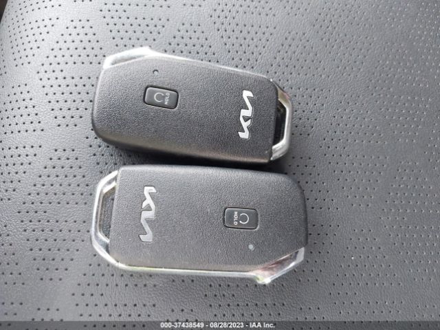 KNDETCA78R7503662 KIA Seltos Sx