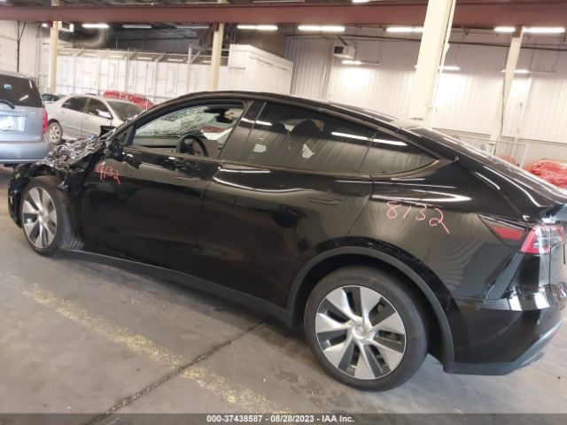 7SAYGDEE9PF685396 Tesla Model Y Long Range