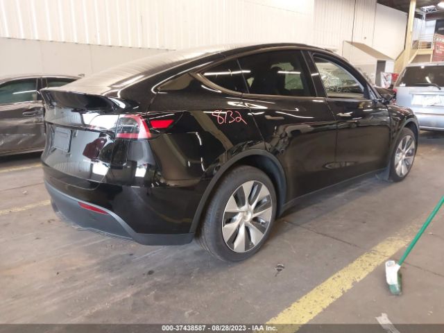 7SAYGDEE9PF685396 Tesla Model Y Long Range